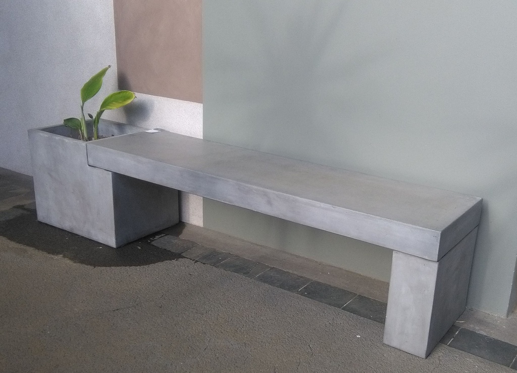 PLANTER BENCH CO054560 L200